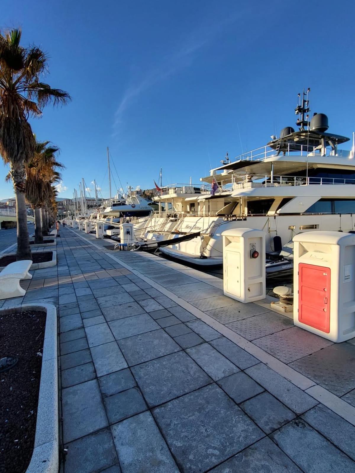 The Shell - New Interior Look But Same Old Charme 200Mt From The Sea With Garden And Parking Nearby Apartment Imperia Exterior foto